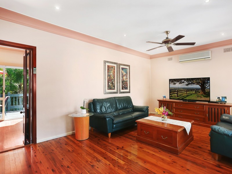 27 Homedale Crescent, Connells Point NSW 2221