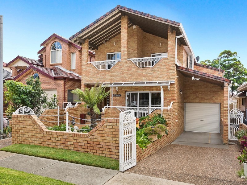 28 Arthur Street, Carlton NSW 2218
