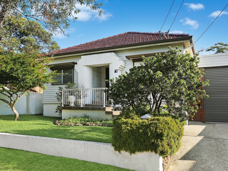 1 Vaughan Street, Blakehurst NSW 2221