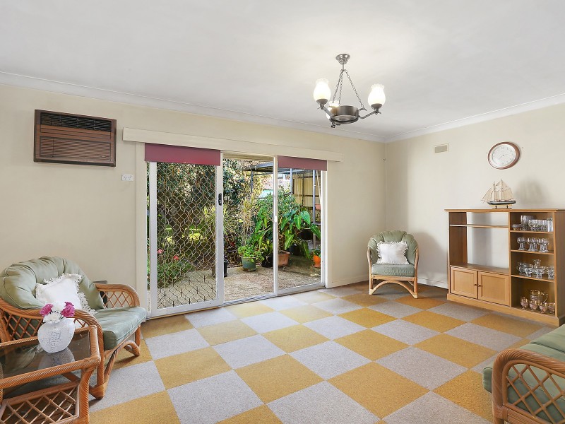 1 Vaughan Street, Blakehurst NSW 2221