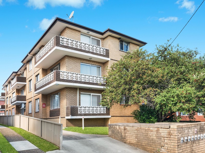 2/29 Alt Street, Ashfield NSW 2131