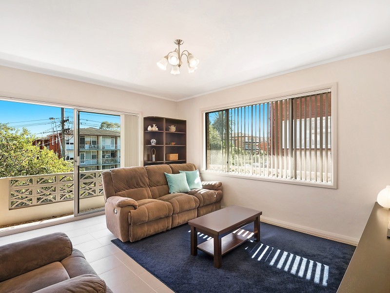 2/29 Alt Street, Ashfield NSW 2131