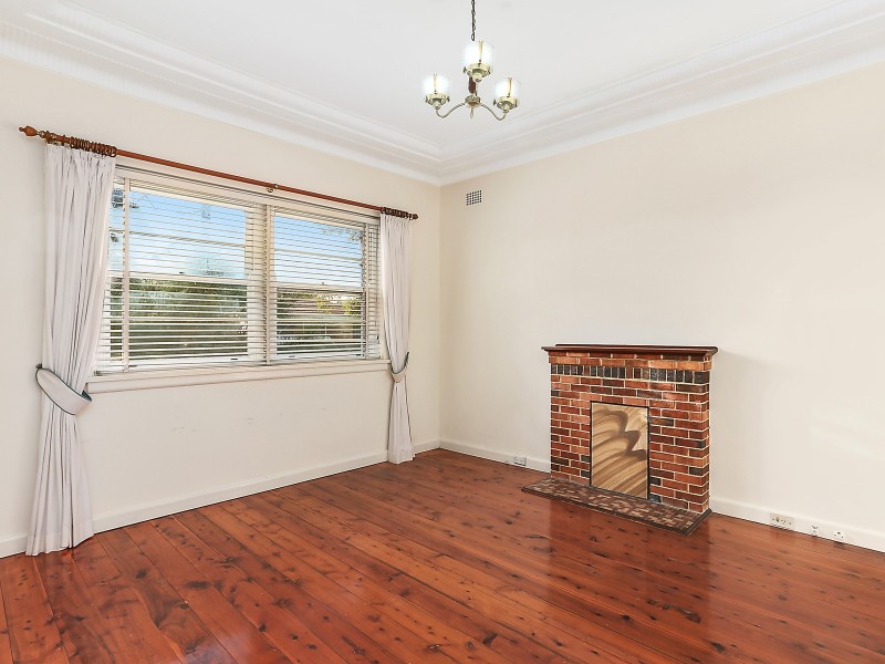 30 Tarrilli Street, Beverly Hills NSW 2209