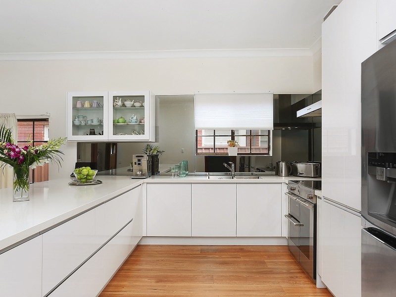 2 Vanessa Street, Beverly Hills NSW 2209