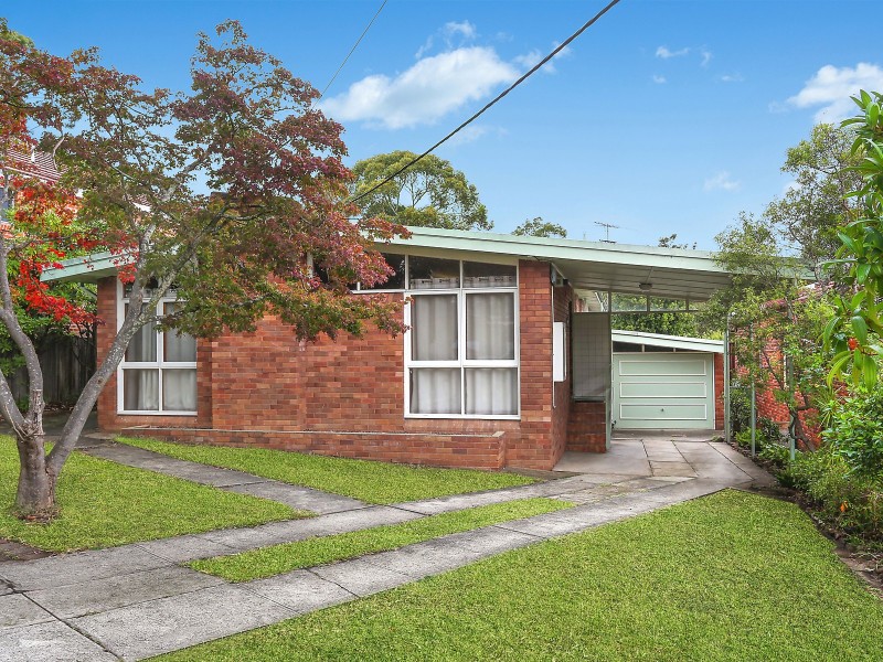 9 Grandview Crescent, Lugarno NSW 2210