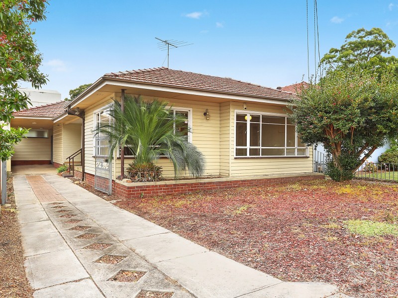 19 Bristol Road, Hurstville NSW 2220