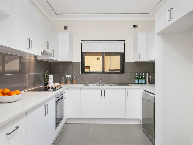 11 Booragul Street, Beverly Hills NSW 2209