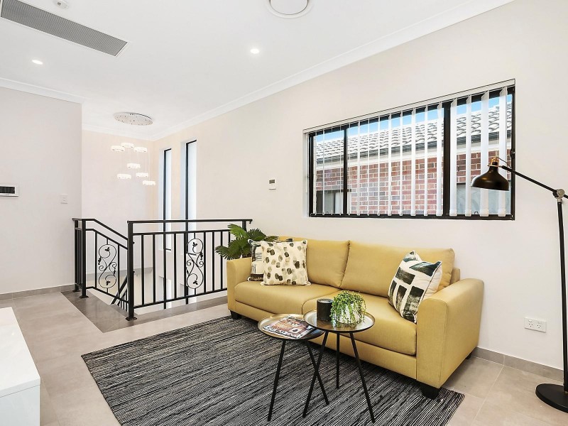 83 King Street, Rockdale NSW 2216