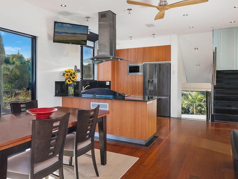 176 Lugarno Parade, Lugarno NSW 2210