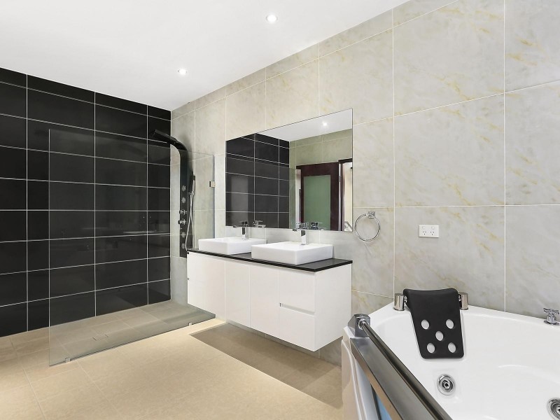 170A Lugarno Parade, Lugarno NSW 2210