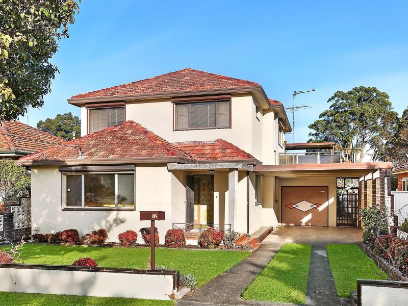 12 Colwell Street, Kingsgrove NSW 2208