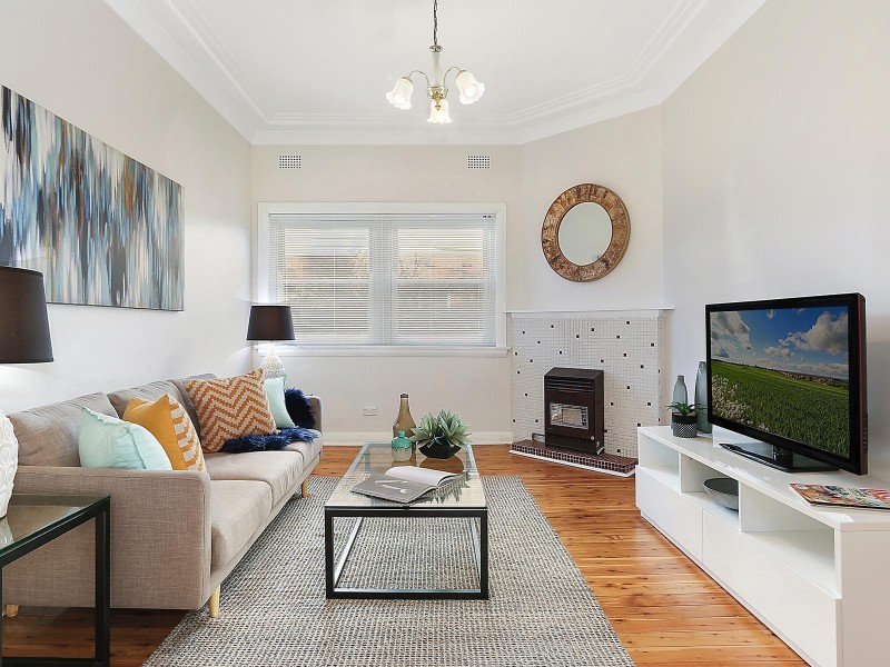 23 Mayfair Crescent, Beverly Hills NSW 2209