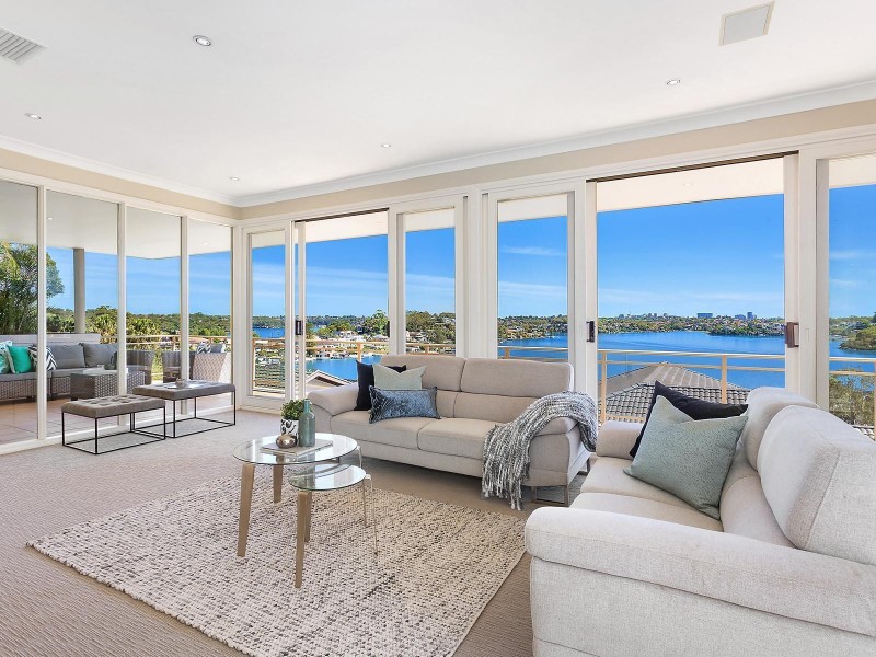 5 Leavesden Place, Sylvania NSW 2224