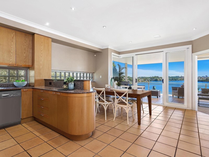 5 Leavesden Place, Sylvania NSW 2224