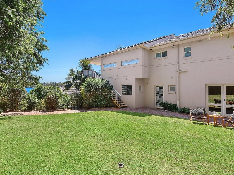 5 Leavesden Place, Sylvania NSW 2224