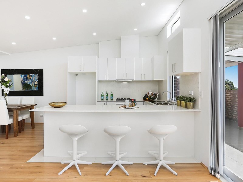 11/6 Peake Parade, Peakhurst NSW 2210