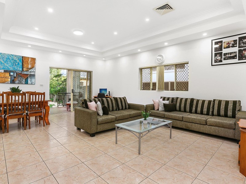 6 John Street, Bexley NSW 2207