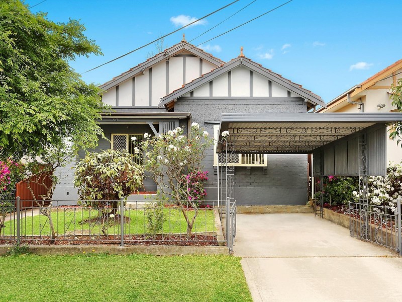 98 Gloucester Road, Hurstville NSW 2220