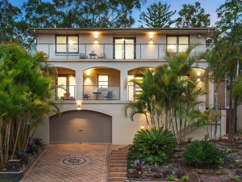 5 Tallowwood Avenue, Lugarno NSW 2210
