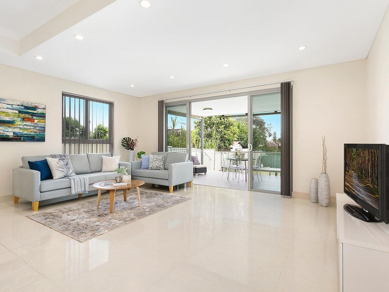 14A Queens Road, Hurstville NSW 2220