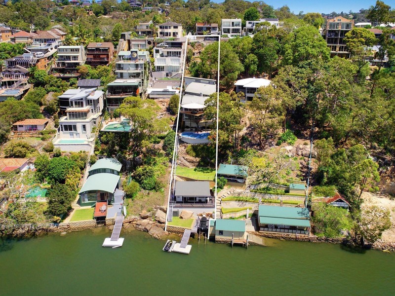 58 Moons Avenue, Lugarno NSW 2210