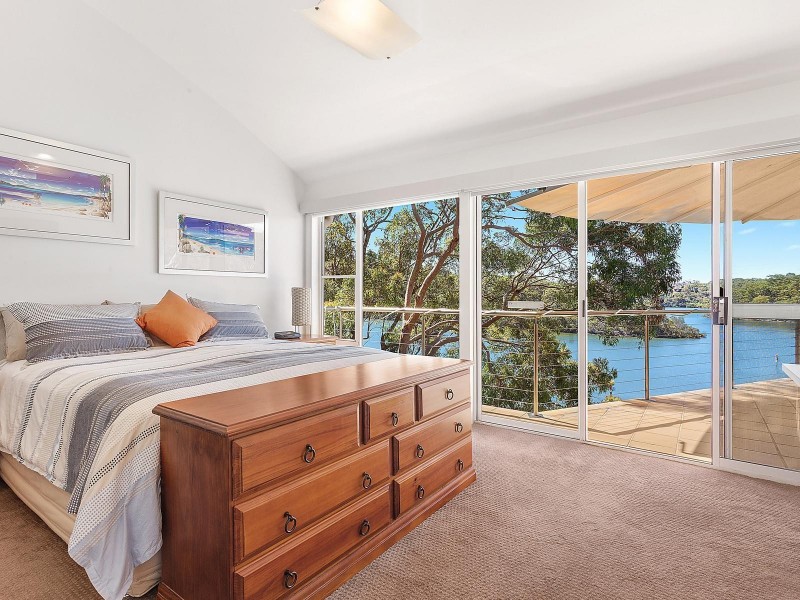 58 Moons Avenue, Lugarno NSW 2210