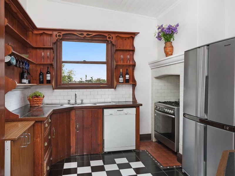 92 The Avenue, Hurstville NSW 2220