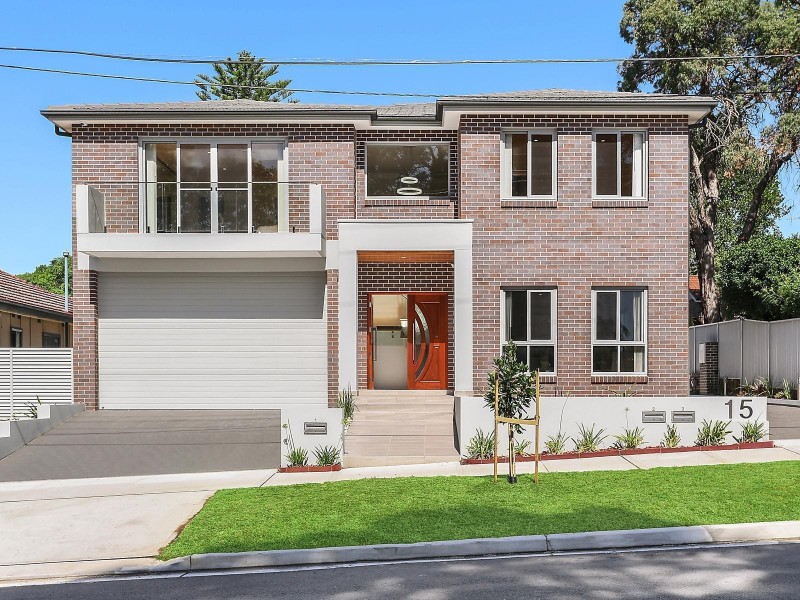 1/15 Gungah Bay Road, Oatley NSW 2223