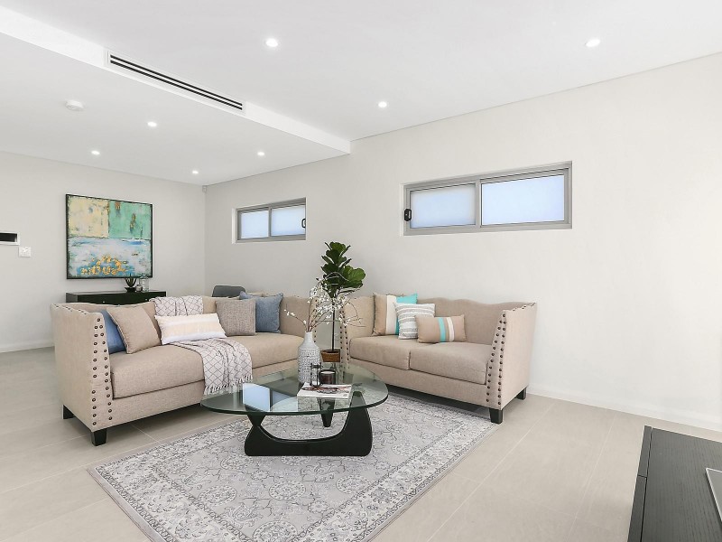 1/15 Gungah Bay Road, Oatley NSW 2223