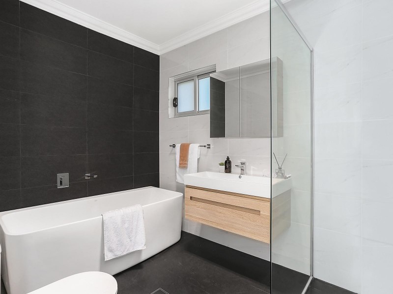 1/15 Gungah Bay Road, Oatley NSW 2223