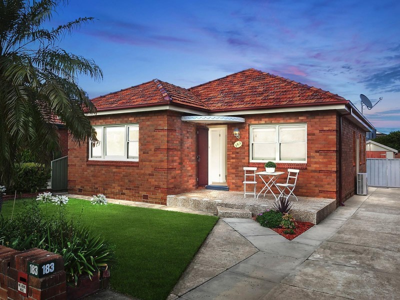 183 Gloucester Road, Beverly Hills NSW 2209