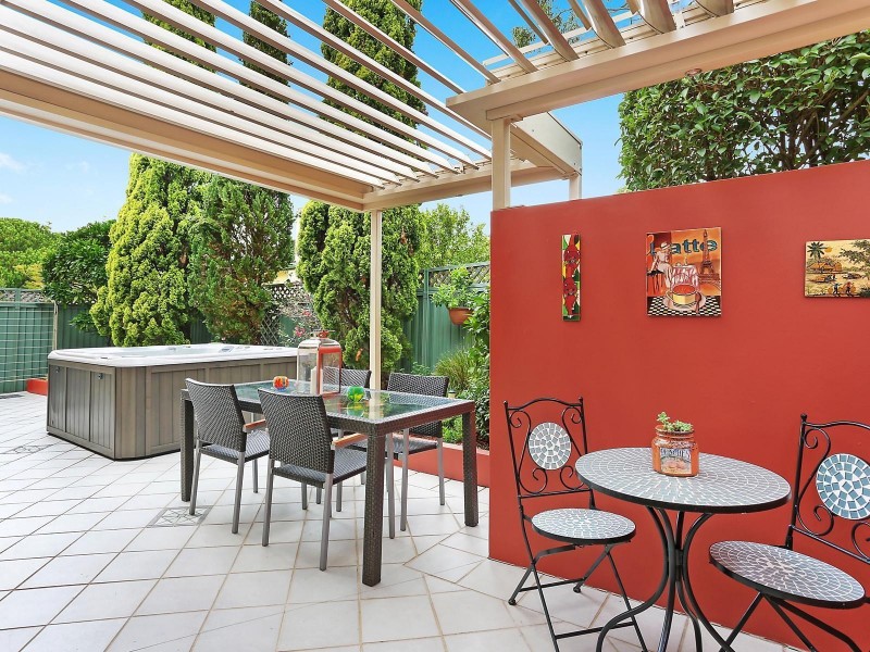 8/74 Miranda Road, Miranda NSW 2228