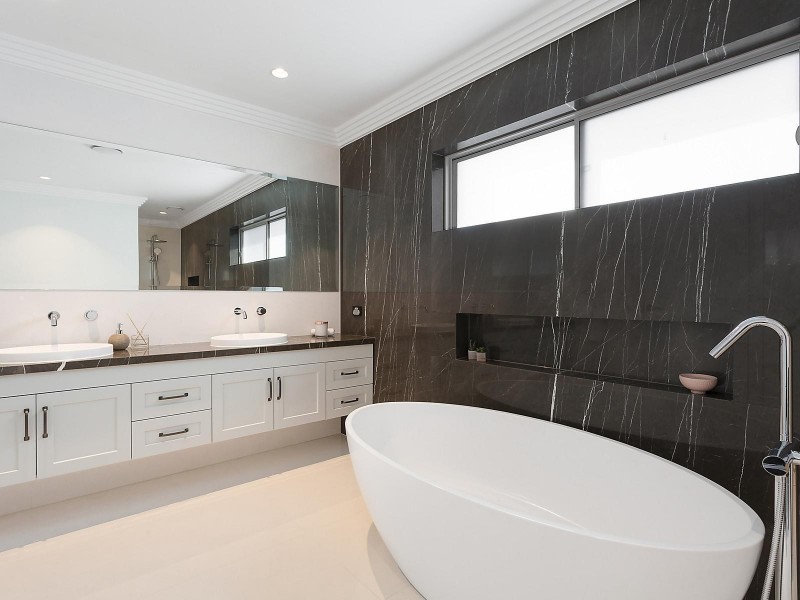 81 Stuart Street, Blakehurst NSW 2221