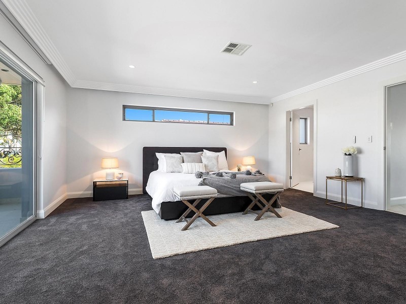 81 Stuart Street, Blakehurst NSW 2221