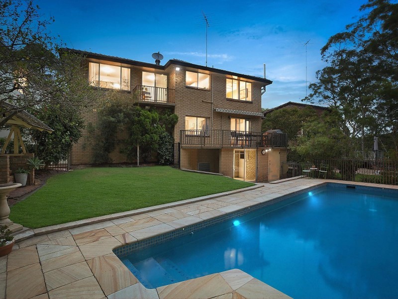 88 Allwood Crescent, Lugarno NSW 2210