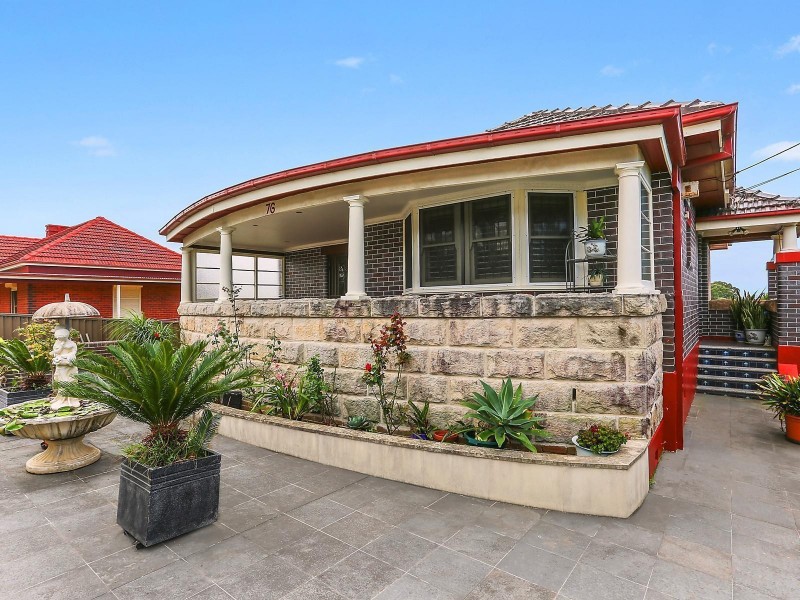 76 Lily Street, Hurstville NSW 2220