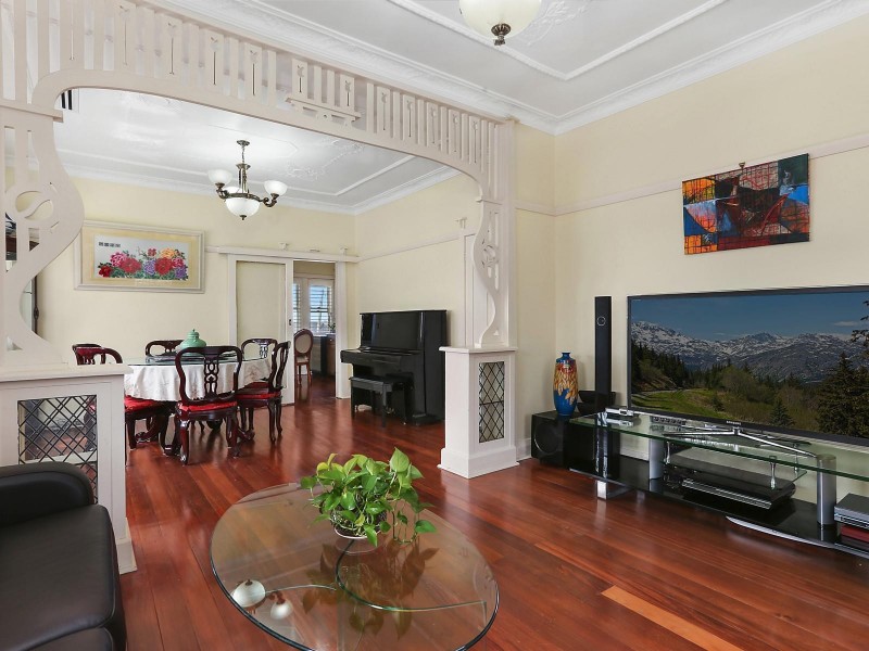76 Lily Street, Hurstville NSW 2220
