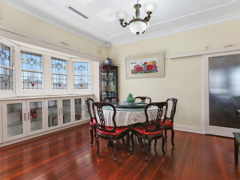 76 Lily Street, Hurstville NSW 2220