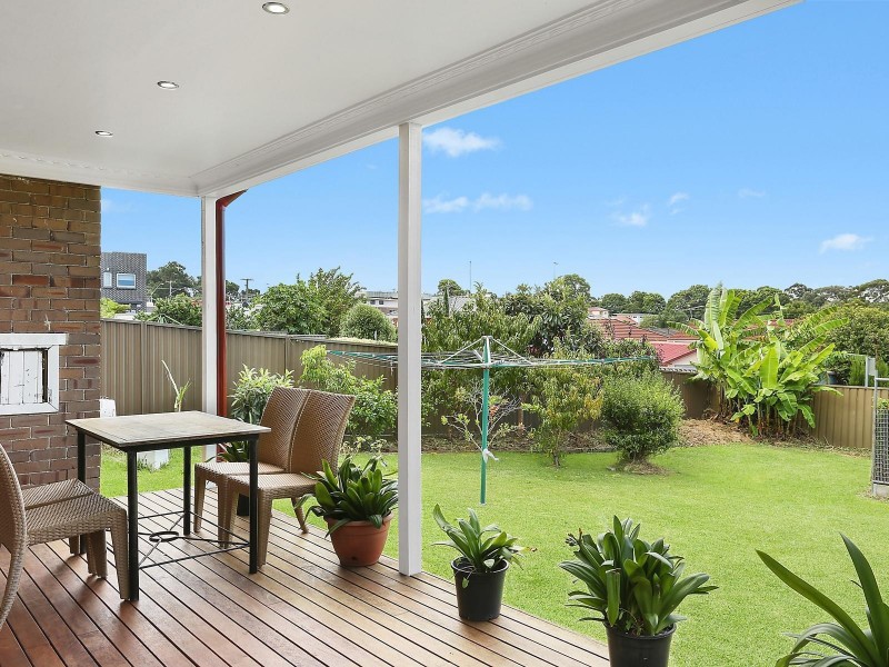76 Lily Street, Hurstville NSW 2220