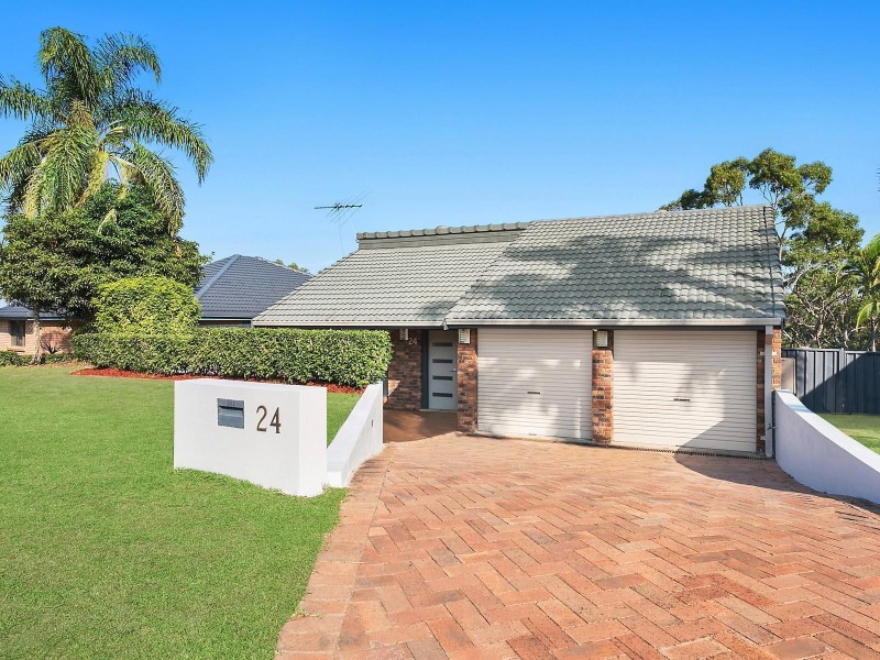 24 Spoonbill Avenue, Woronora Heights NSW 2233