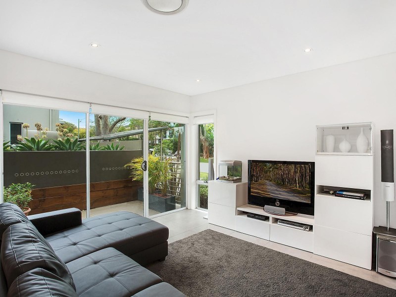 8/11 Madeira Street, Sylvania NSW 2224