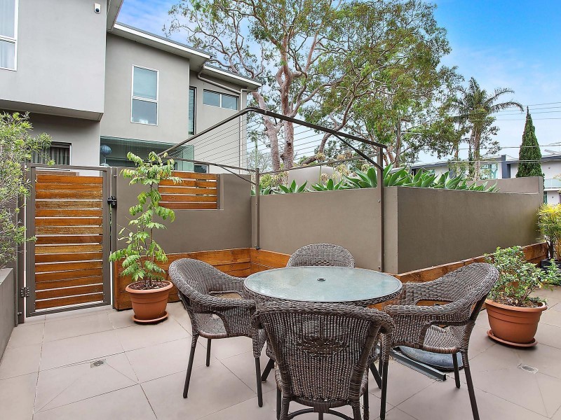 8/11 Madeira Street, Sylvania NSW 2224