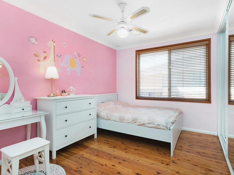 11 Leichhardt Crescent, Sylvania NSW 2224