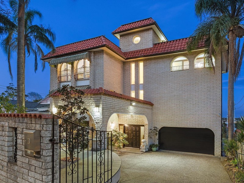 20 Beach Street, Blakehurst NSW 2221