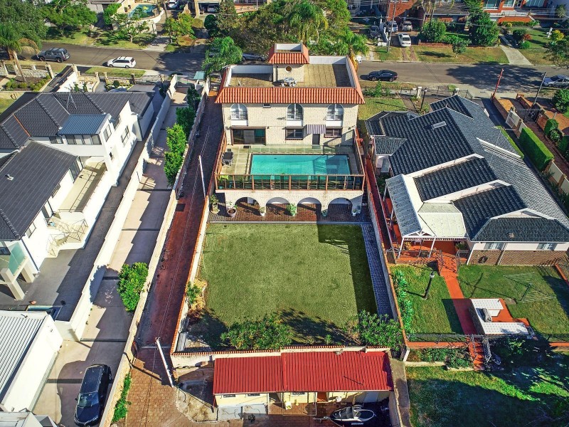 20 Beach Street, Blakehurst NSW 2221