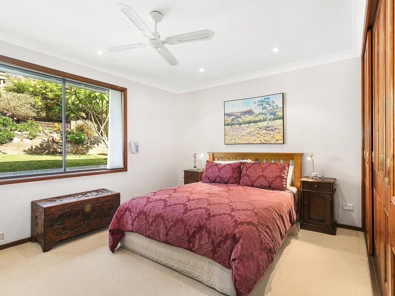 32 Duggan Crescent, Connells Point NSW 2221