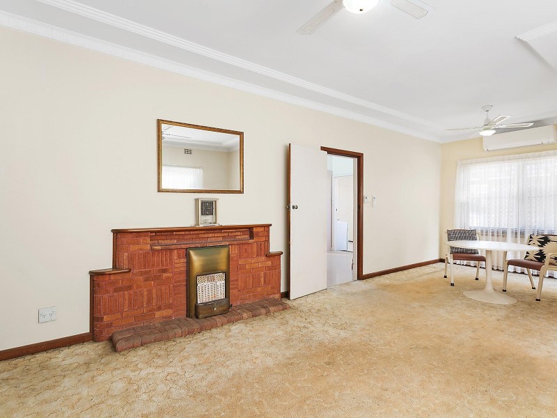 1 Heath Road, Blakehurst NSW 2221