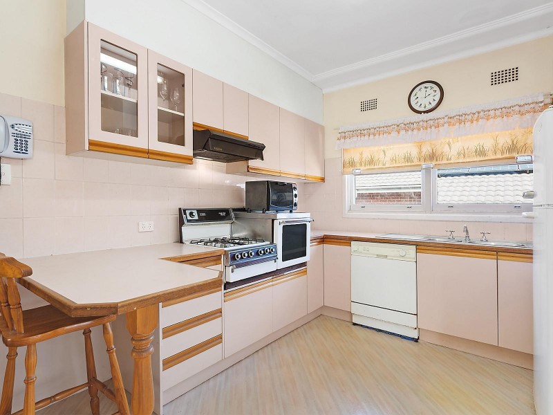 1 Heath Road, Blakehurst NSW 2221