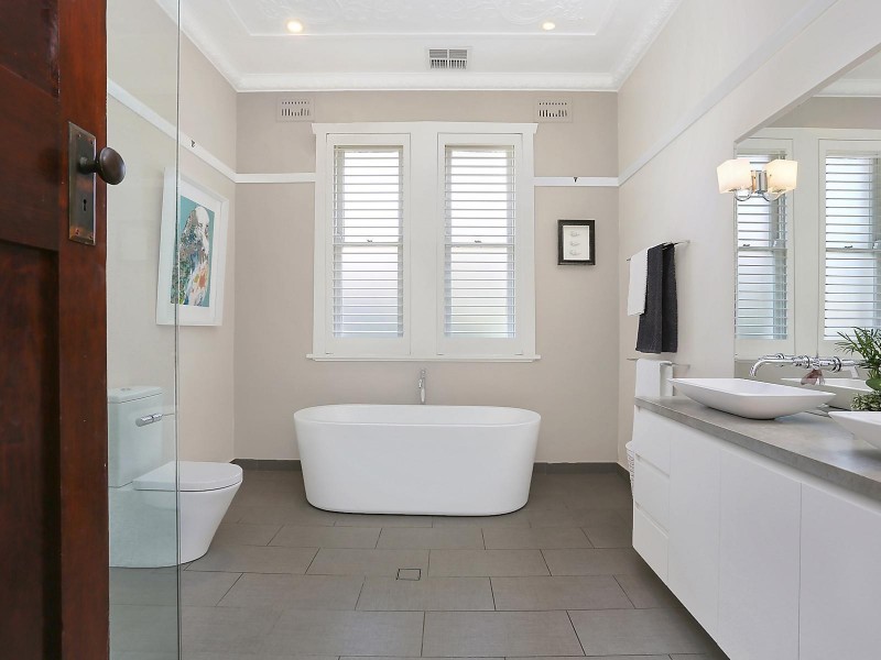 222 Connells Point Road, Connells Point NSW 2221