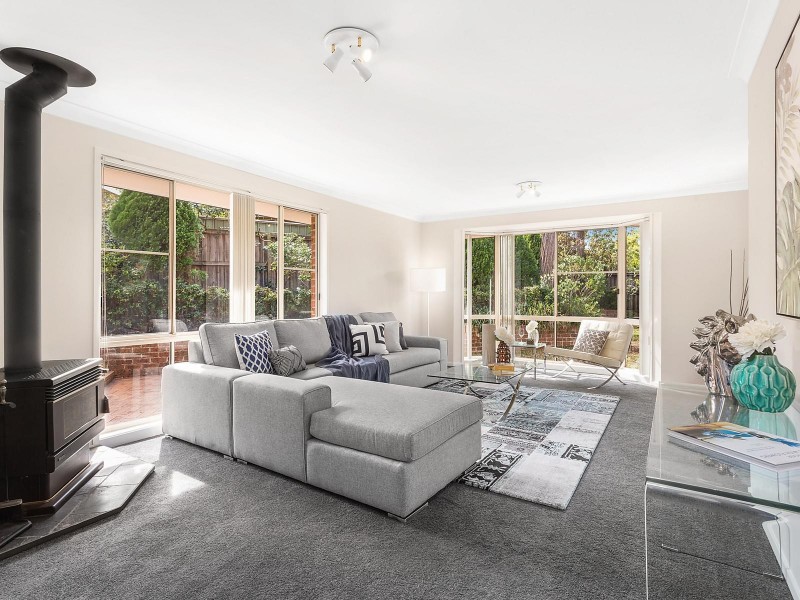 8 Claret Ash Grove, Menai NSW 2234